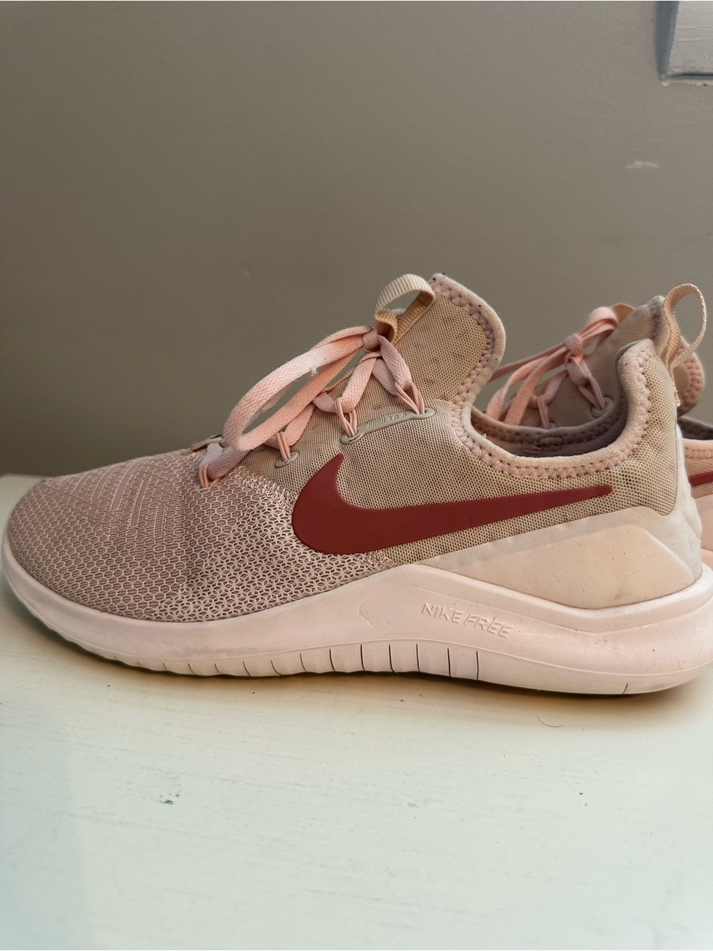 Nike Free Run Light Pink Training Shoes Size 8